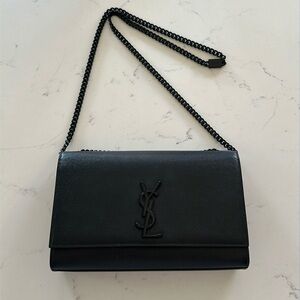 Saint Laurent Kate Medium Chain Bag In Grain De Poudre Embossed Leather
